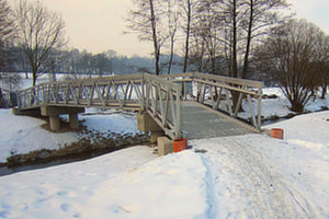 Fuß- und Radwegbrücke
